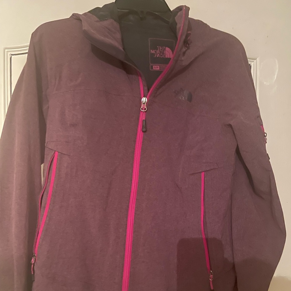Womens small north face jacket